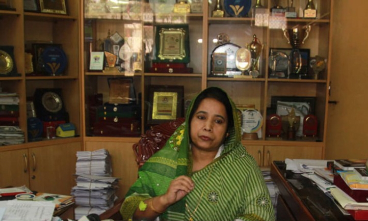 আইডিয়ালের অধ্যক্ষ শাহানার এমপিও স্থগিতের আদেশ হাইকোর্টে স্থগিত