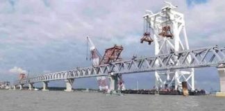 নৈরাশ্যবাদীদের ধারণা ভুল প্রমাণিত, নিজদের টাকায় পদ্মাসেতু করে ভেঙ্গে পড়েনি দেশের অর্থনীতি