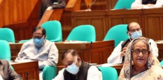হেফাজতের তাণ্ডবের চিত্র সংসদে তুলে ধরলেন প্রধানমন্ত্রী, বললেন তারা আগুন নিয়ে খেলছে