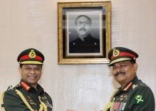 সেনাবাহিনী প্রধান হিসেবে দায়িত্ব নিলেন জেনারেল শফিউদ্দিন আহমেদ