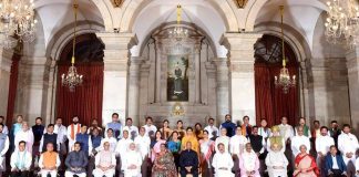 নরেন্দ্র মোদির নতুন মন্ত্রিসভার প্রায় অর্ধেকের বিরুদ্ধে রয়েছে ফৌজদারি মামলা, ৯০ শতাংশ মন্ত্রী কোটিপতি