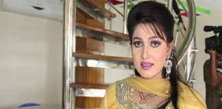 গৃহকর্মী নির্যাতনের অভিযোগে চিত্রনায়িকা একা আটক