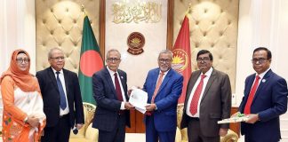 রাষ্ট্রপতির সঙ্গে সিইসির নেতৃত্বে নির্বাচন কমিশনারদের বিদায়ী সাক্ষাত